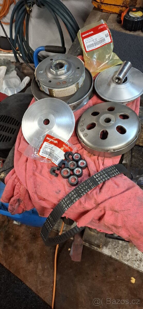 Honda PCX 124 ABS - 12