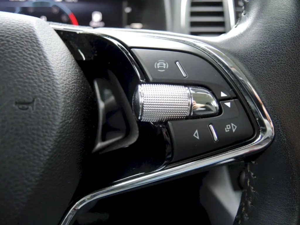 Škoda Karoq, 1.5TSI 110kW DSG Style Plus - 12