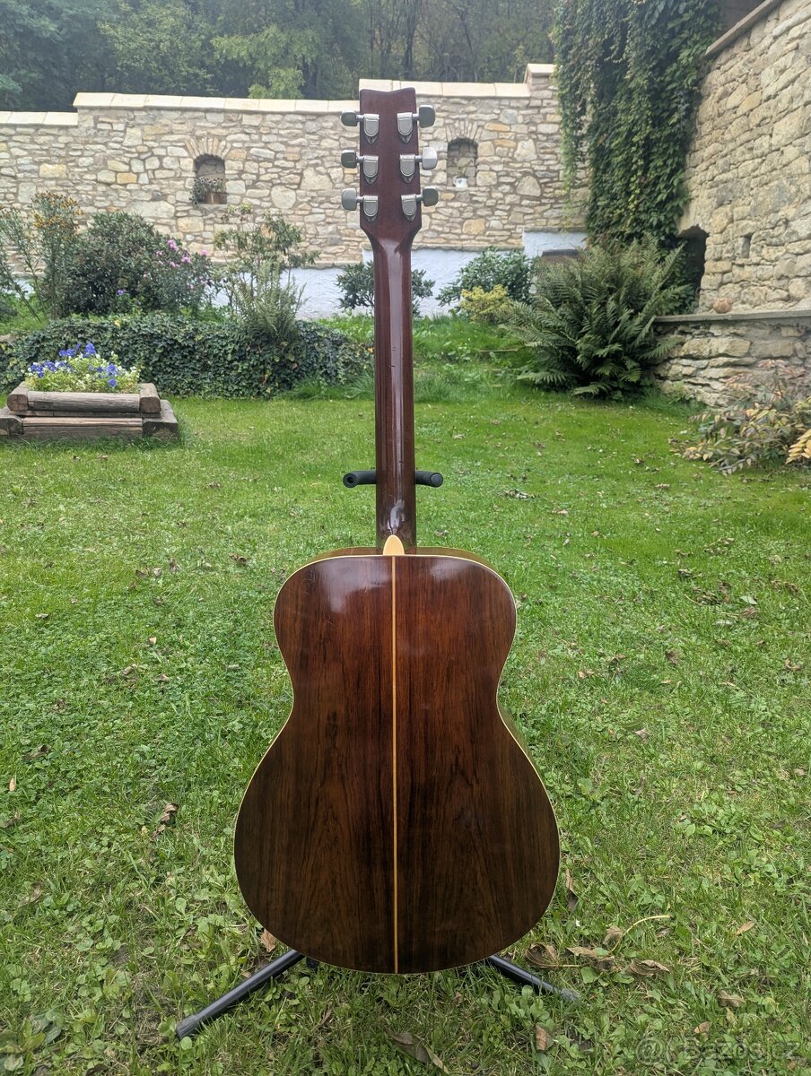 Kytara Yamaha FG 340 - 12