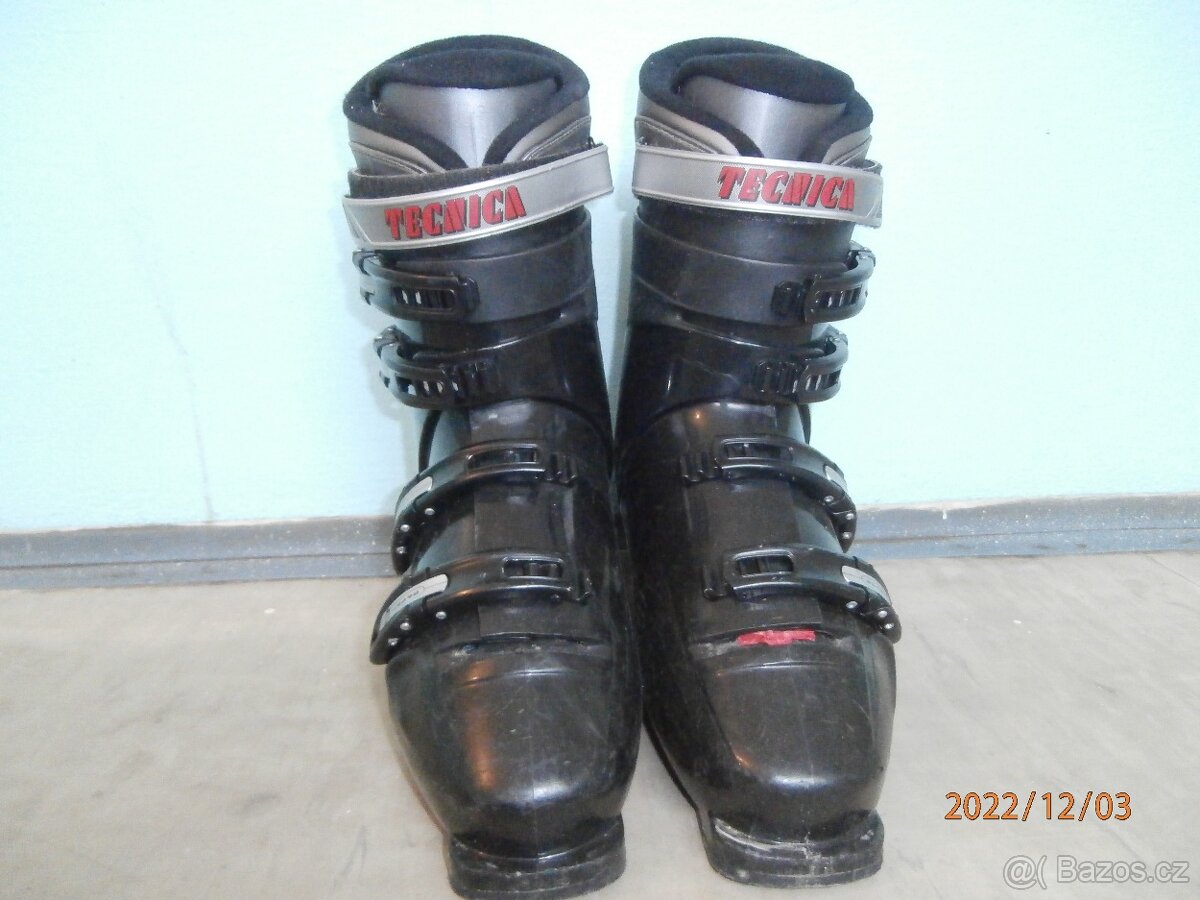 Lyže, vázání, přeskáče a hůlky - 12