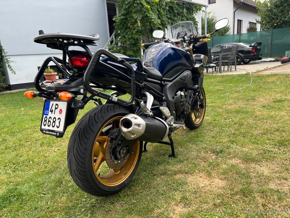 Yamaha FZ1 Fazer - 12