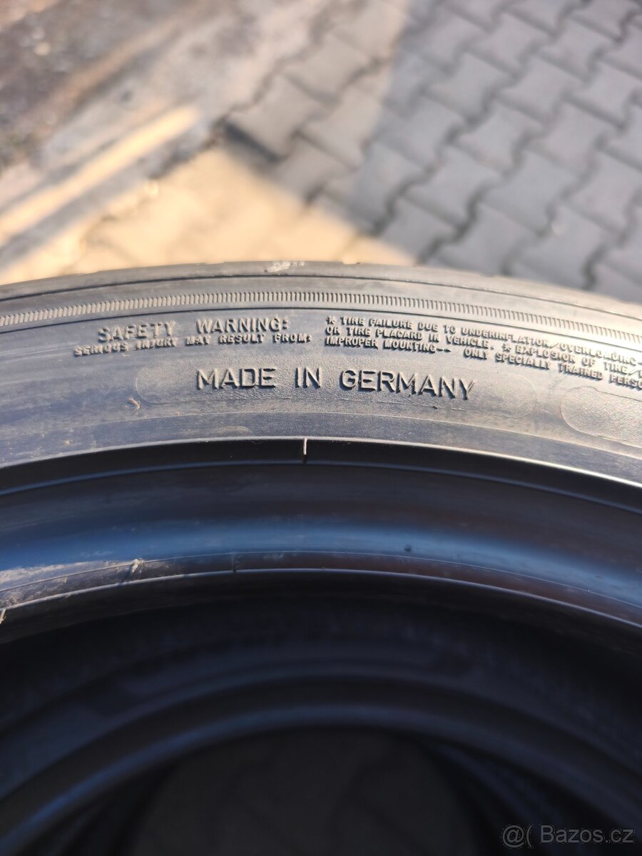 225/45/19 - 12