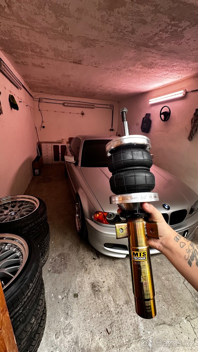 BMW e46 Coupe AirRide - 12