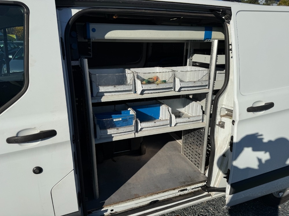 Ford Transit Custom 2.2TDCi 114Kw L2H1 - 12
