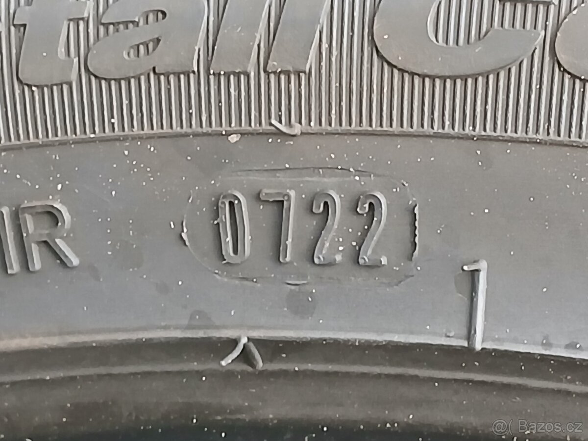 Zimní pneu Fulda Kristall Control HP2 235/45/18 vzorek 8mm - 12