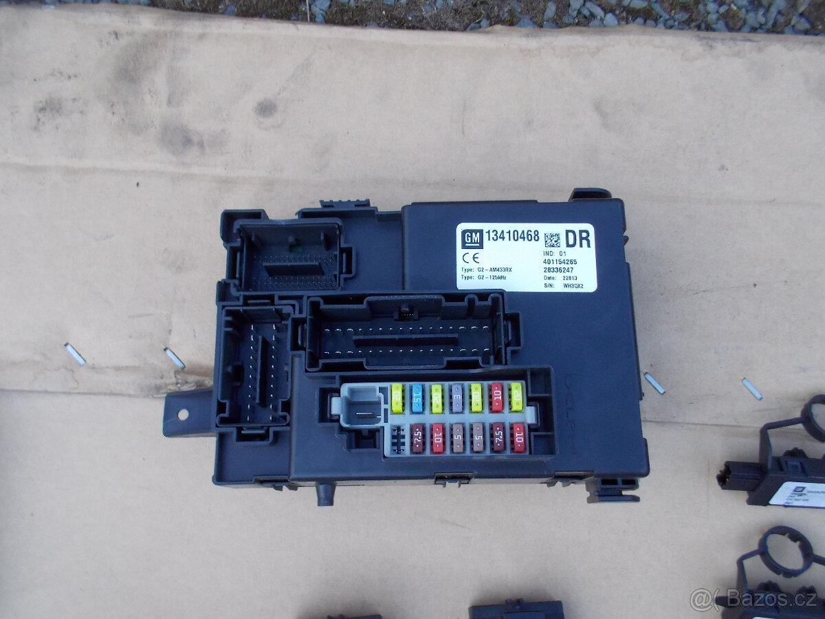 Díly Meriva B 1.4 88kw - č.1 - 12