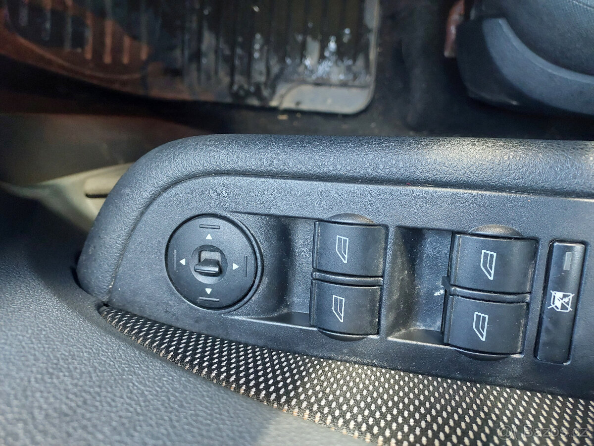 Ford Focus 1.6 TDCI na náhradní díly - 12