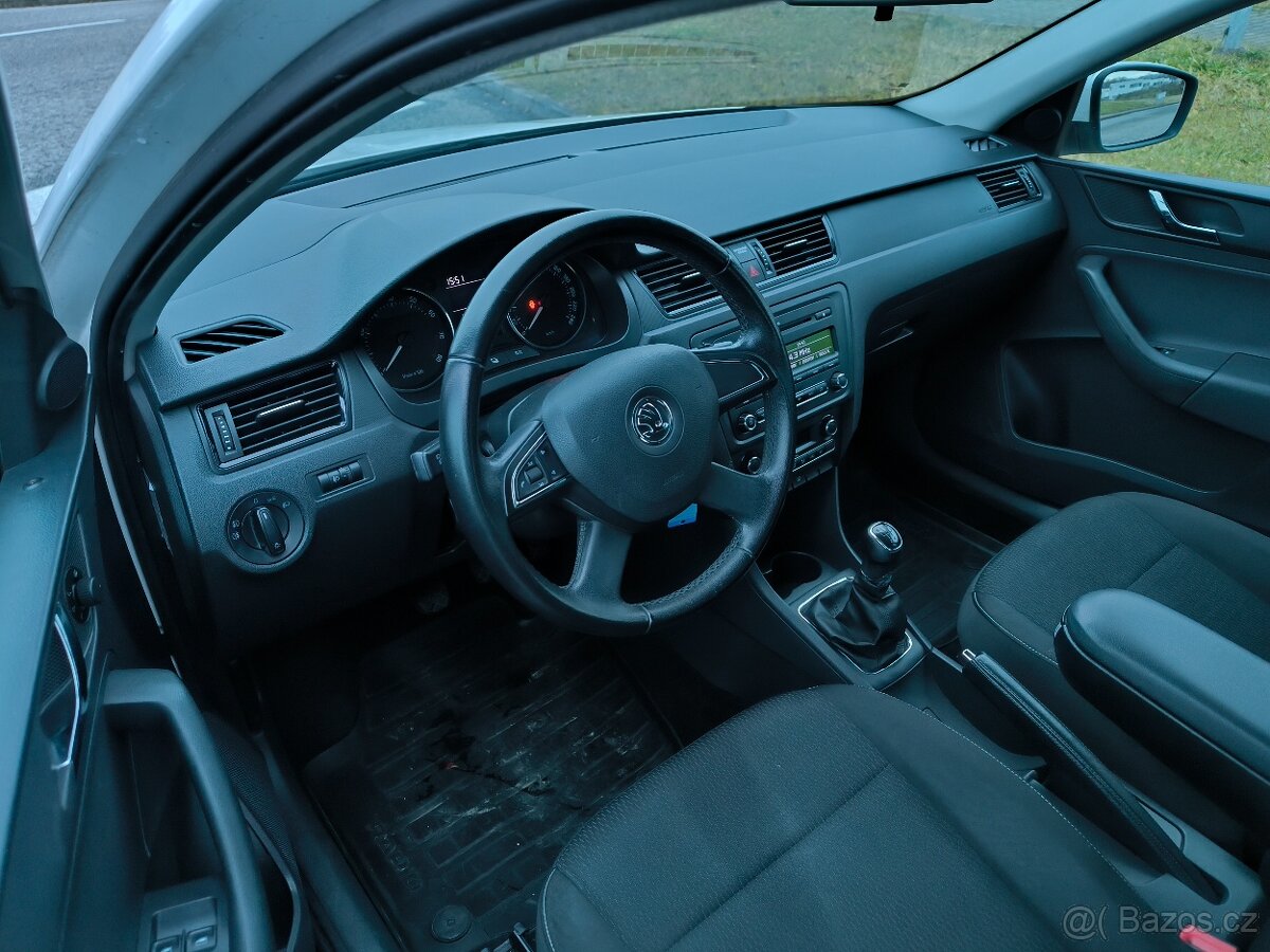 ŠKODA RAPID 1.2 TSI 63kw, r.v. 2013, DOBRÝ STAV, PŮVOD ČR - 12