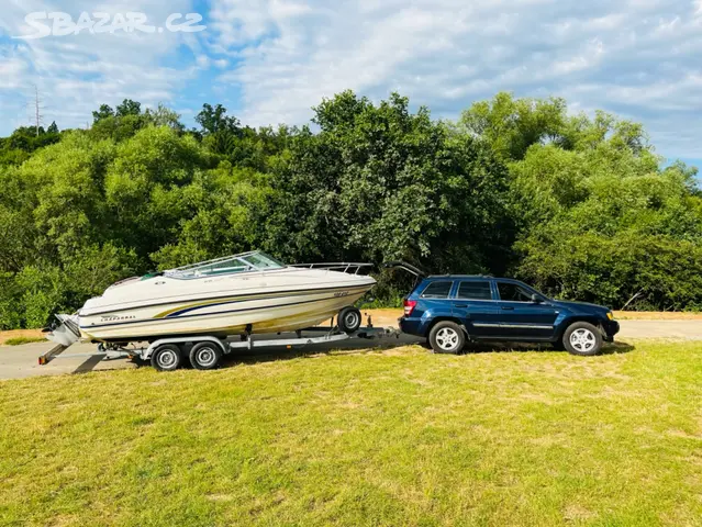 Motorový kajutový člun - 12