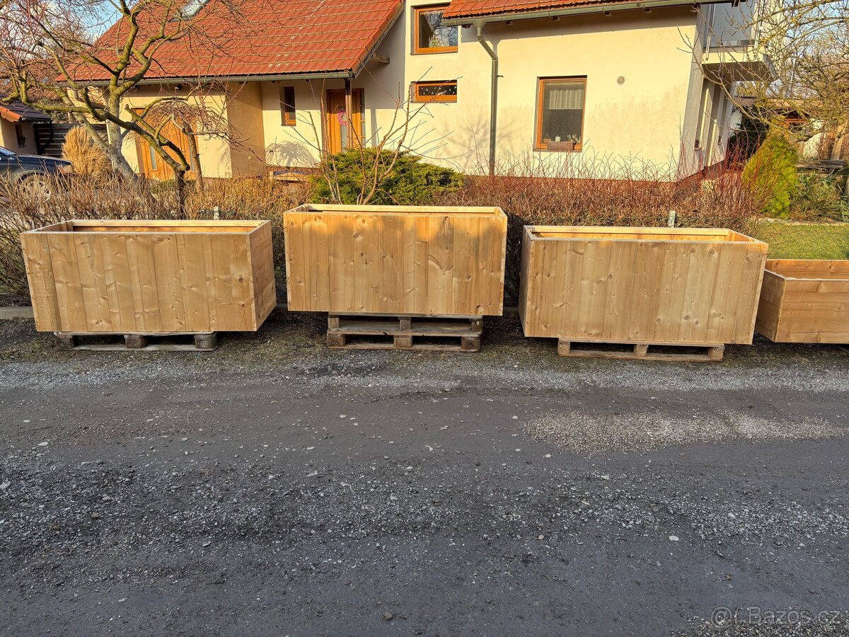 Vyvýšený záhon - 12