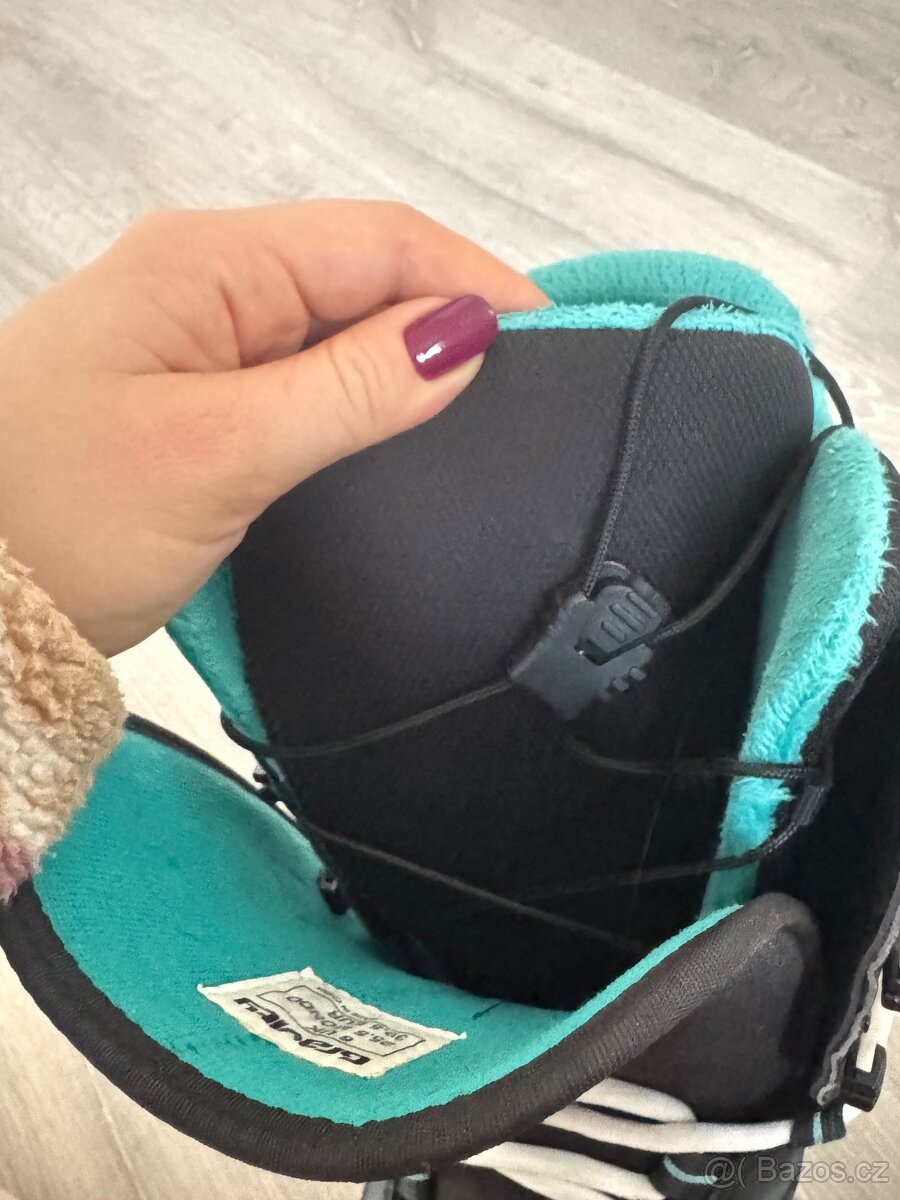 Snowboardové boty Gravity vel. 39,5 - 12