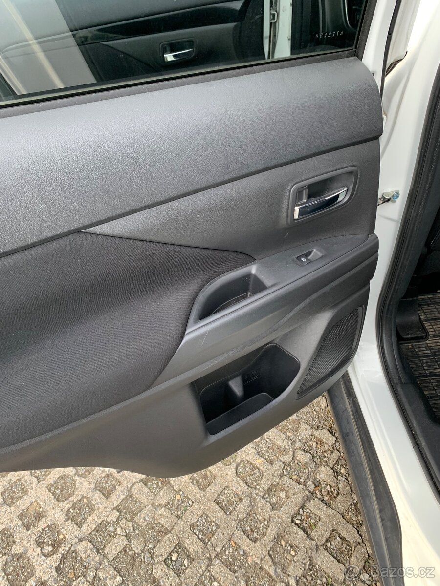 Mitsubishi outlander 2.0mivec+LPG - 12