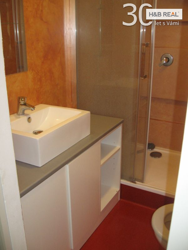 Prodej bytu 1+kk Zlín - 12