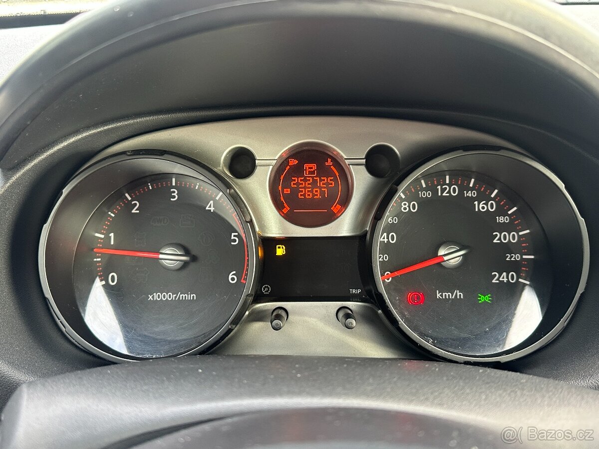 Nissan Qashqai 2009 - 12