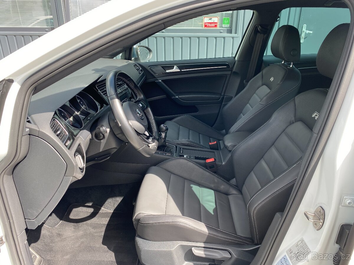 Volkswagen Golf 7,5 - 2.0TSI 228KW R-LINE - 4x4 -MANUÁL 2017 - 12