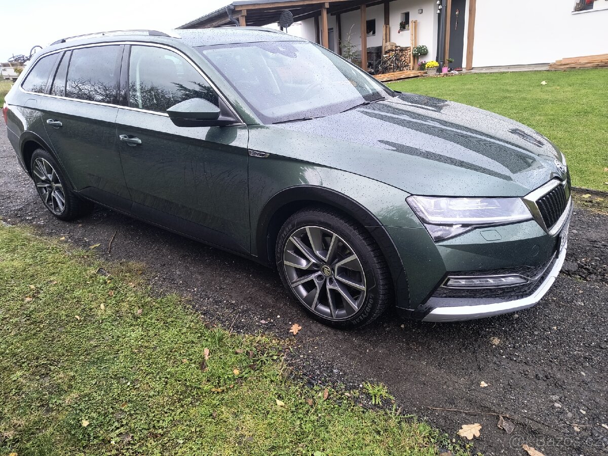 Škoda Superb combi Scout 4x4 - 12
