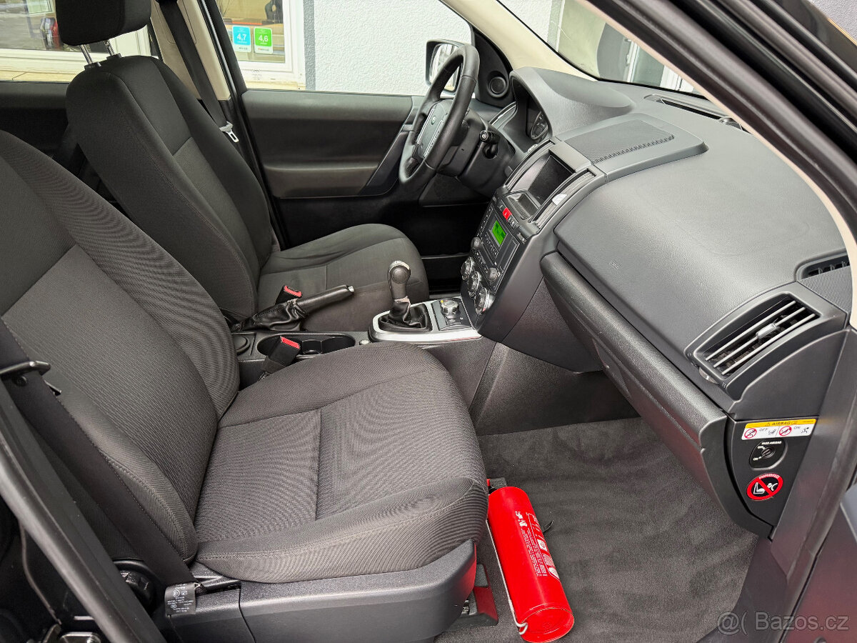 Land Rover Freelander 2.2TD4,4x4,facelift,po servisu - 12