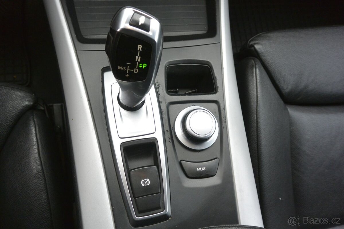 PRODÁM BMW X5 xDrive30d NOVÁ STK - 12