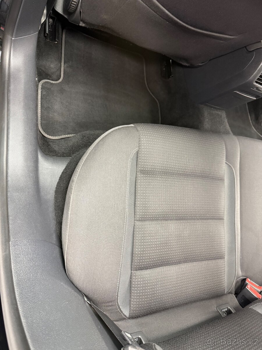 VŠ golf 2.0 TDi 103kw - 12