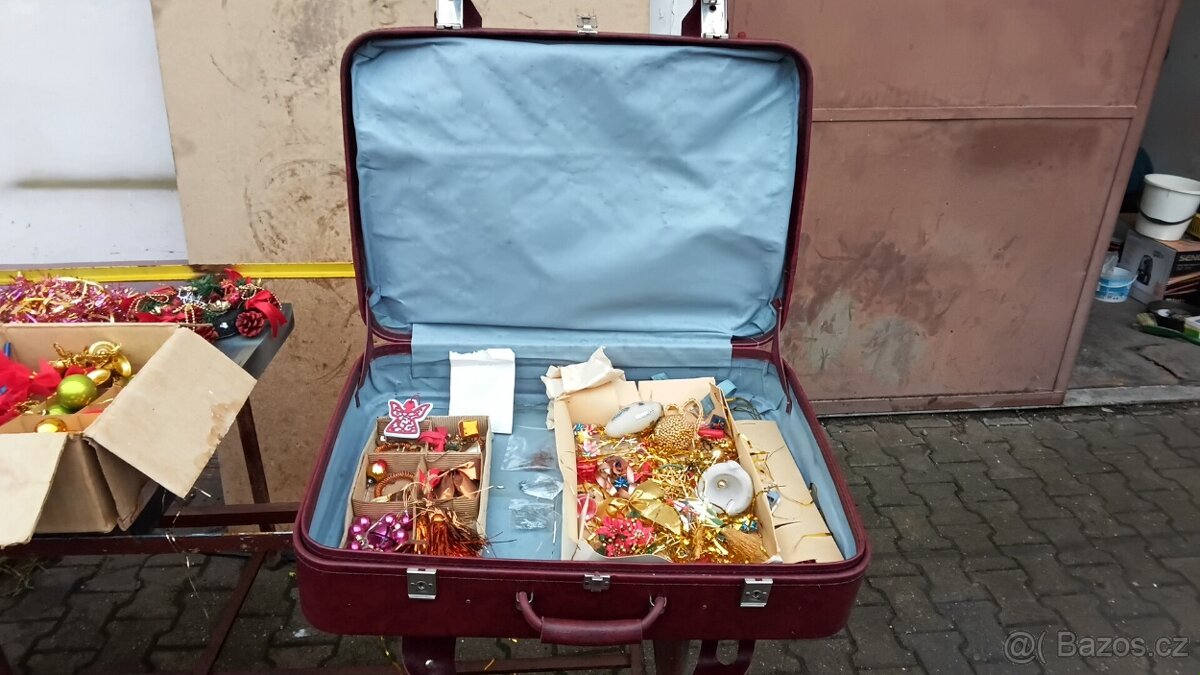 Retro vánoční ozdoby ,řetězy,rolničky a jiné . - 12