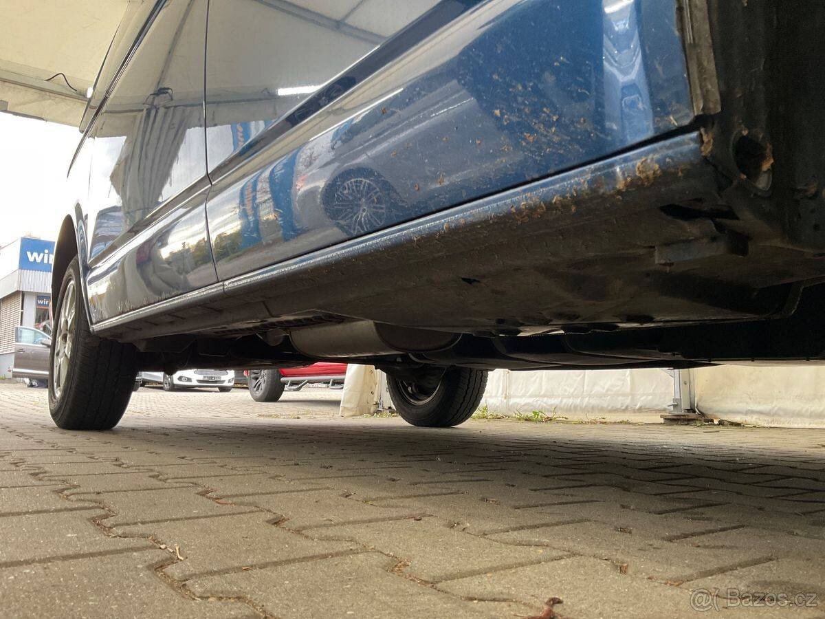 VW Caravelle T5 2.0 TDI 103kW,7.sedadel,Webasto,Tažné - 12
