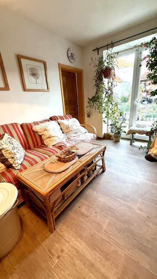 Velmi pěkný rodinný dům 2+1, 2+kk Jaroměřice nad Rokytnou - 12