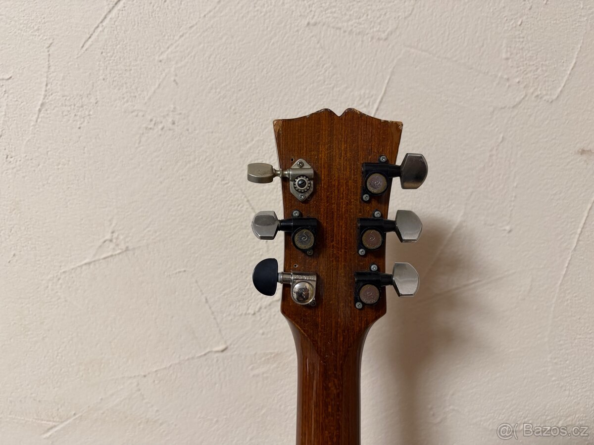 kytara značky Hoyer typu Jumbo - 12