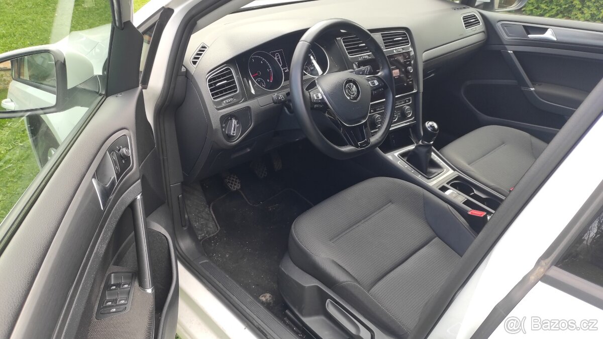 VW Golf 7 Variant, 1,6 TDi, verze 7,5.Carplay. - 12