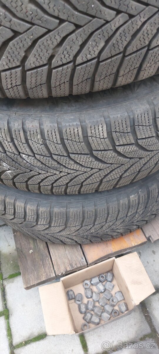 SsangYong Rexton I - alu+celoroční 235 / 70 R16, 106T, M+S - 12