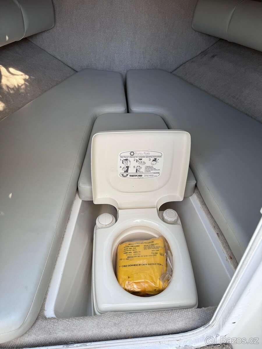 CHORVATSKO - Mariah SC 19 Cuddy (2007) – Sportovní člun s ka - 12