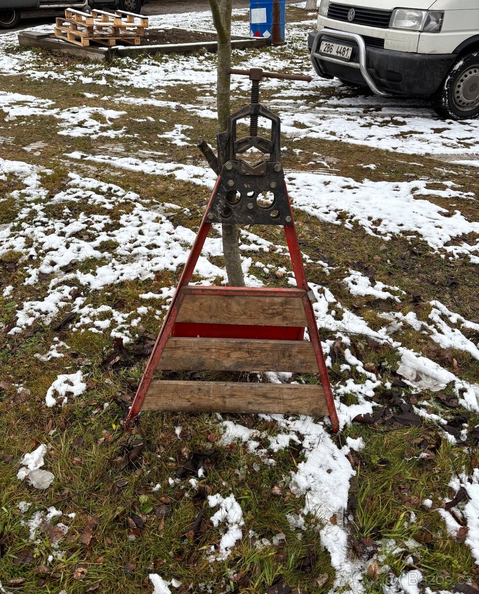 Pneumatické kladivo - 12