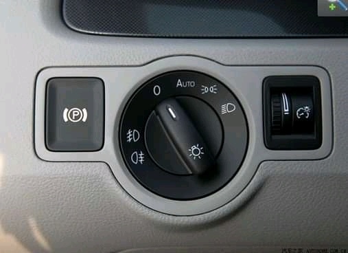 Ovladace vypinac svetiel a stahovanie okien SKODA VW - 12