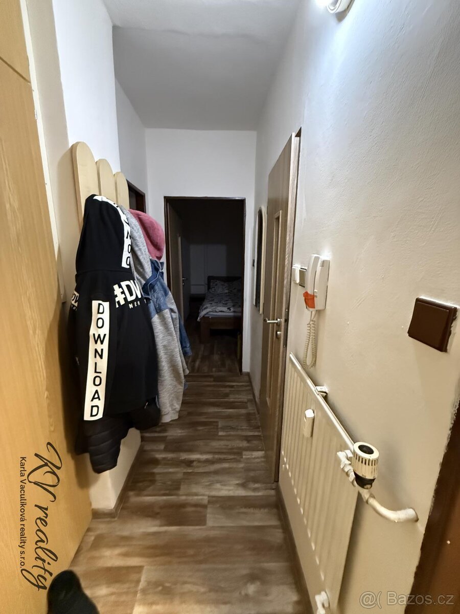 Prodeje bytu 2+kk o CP 40 m2, město Vsetín, ul. Tyršova - 12