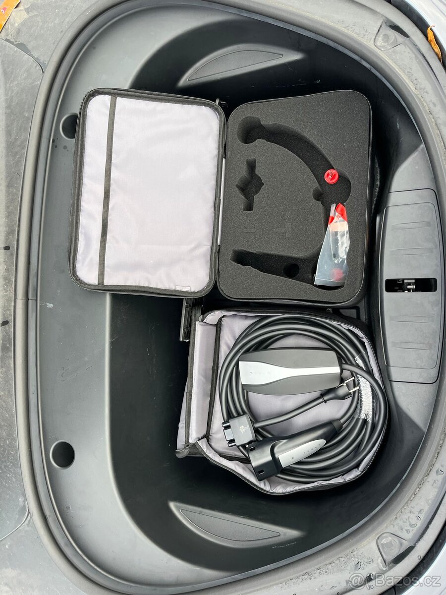 Tesla 3 LR AWD, 12/21, 173 Tkm, SoH89%, tažné, DPH - 12