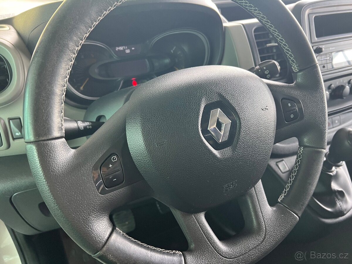 RENAULT TRAFIC LONG - 12