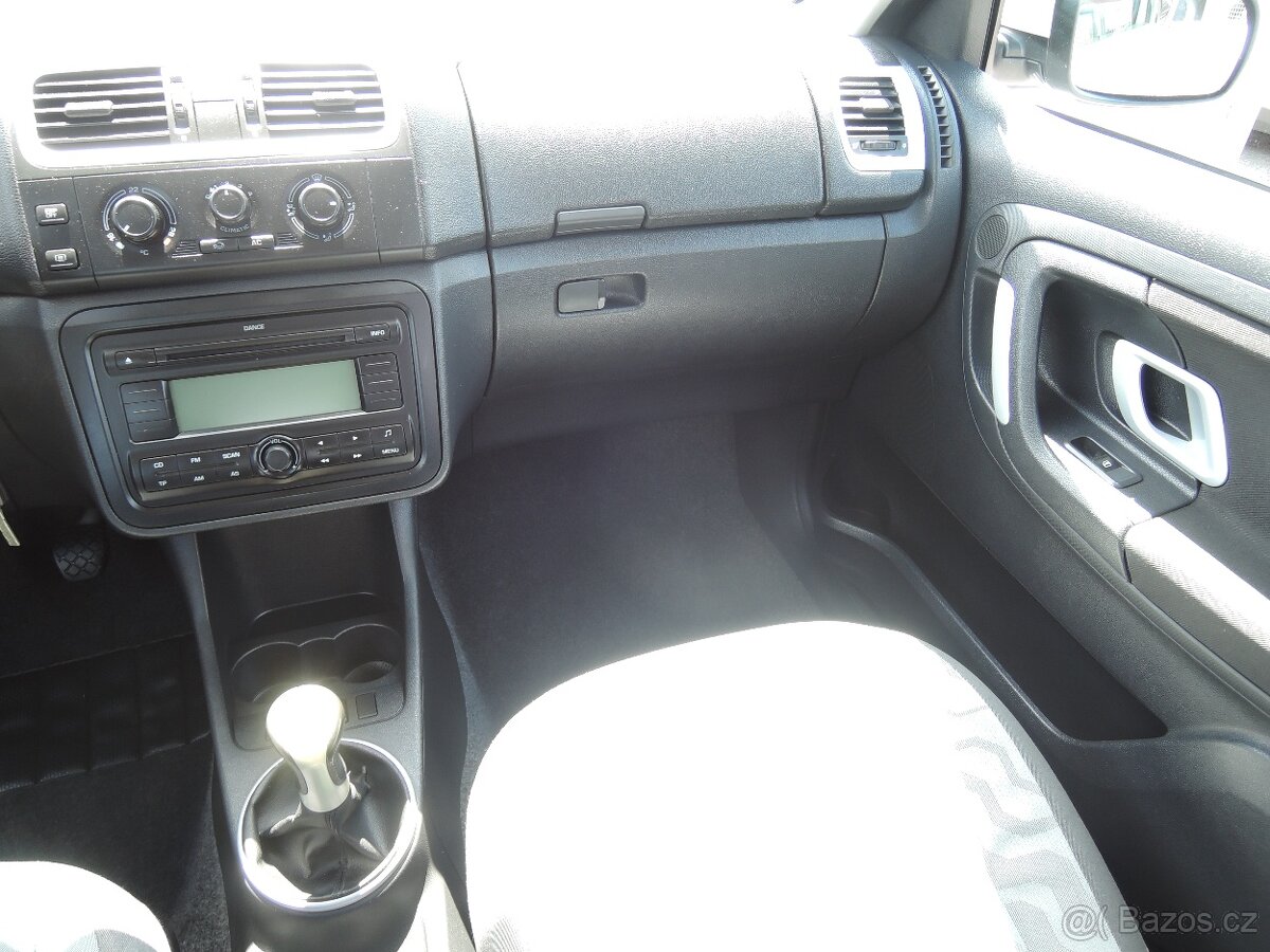 Škoda Fabia, 1,4i 16V Servis 1.maj. - 12