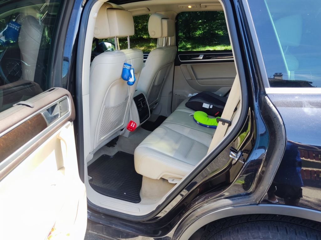 VW TOUAREG 3,0TDi Bluemotion - 12