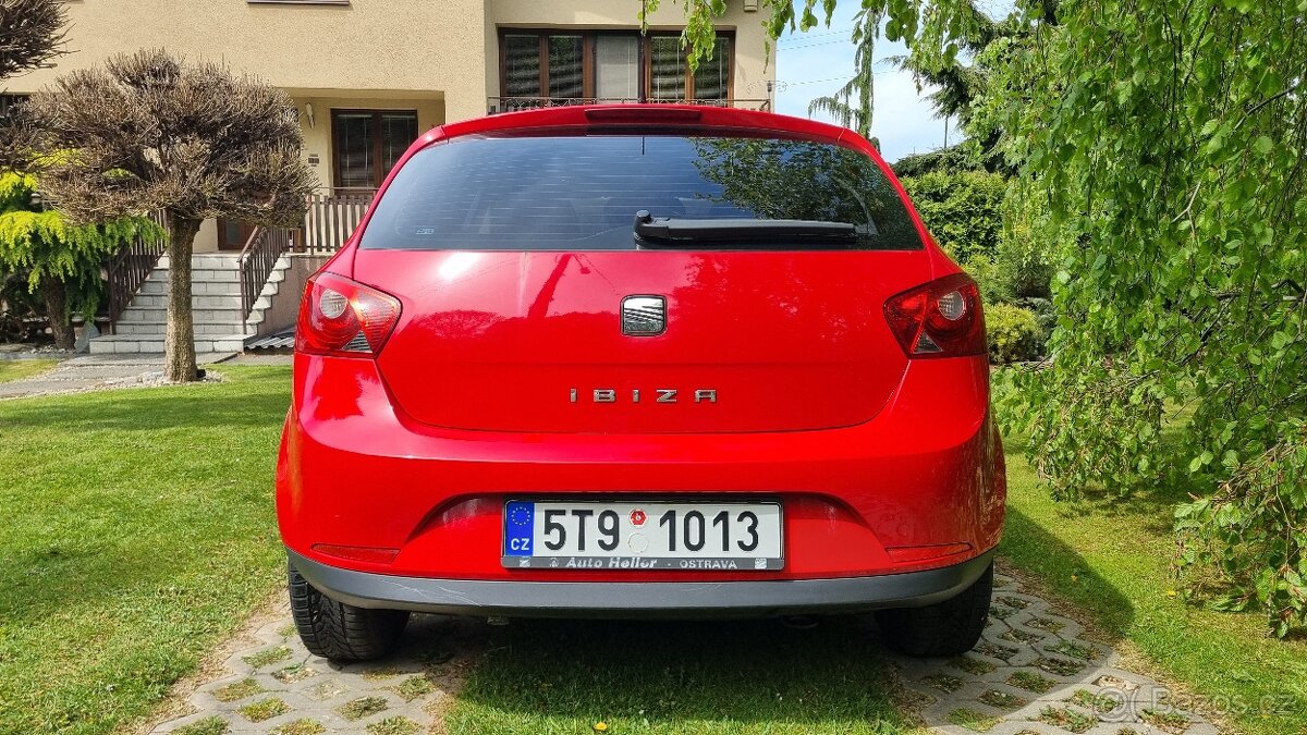 Seat Ibiza 1.4i 63kw 2009 NEHAVAROVANÉ - 12