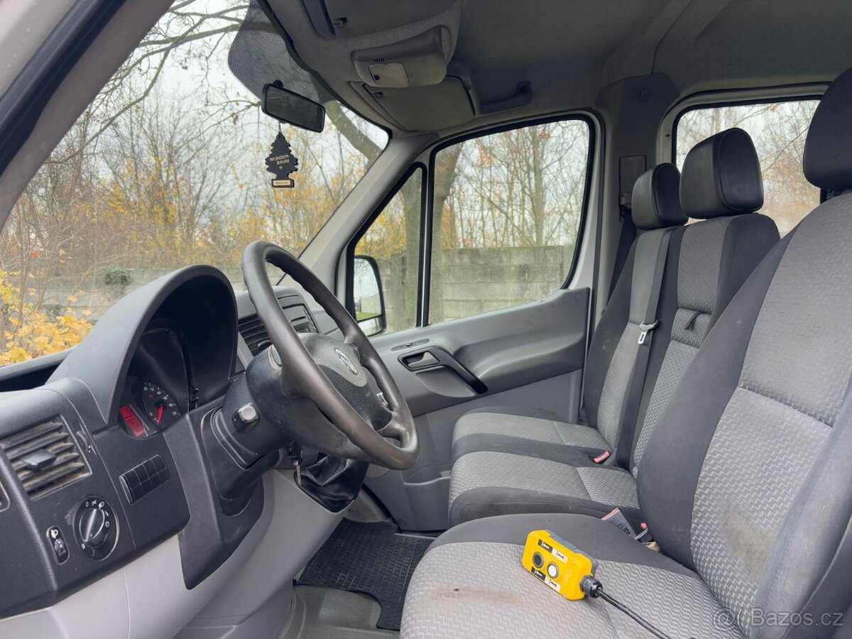 Třístranný sklápěč, valník VW Crafter 2.0TDI, skladem - 12