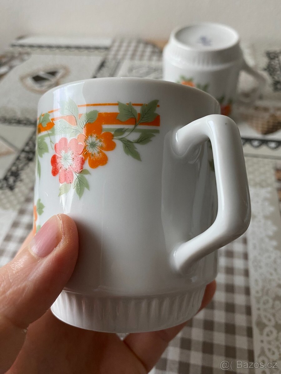 Porcelánové retro hrnky Dubí Czechoslovakia - 2 ks, 350 ml - 12