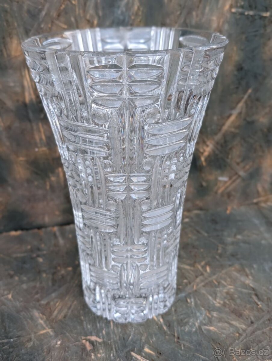 Retro větší broušená váza, geometrický vzor. Těžká. - 12