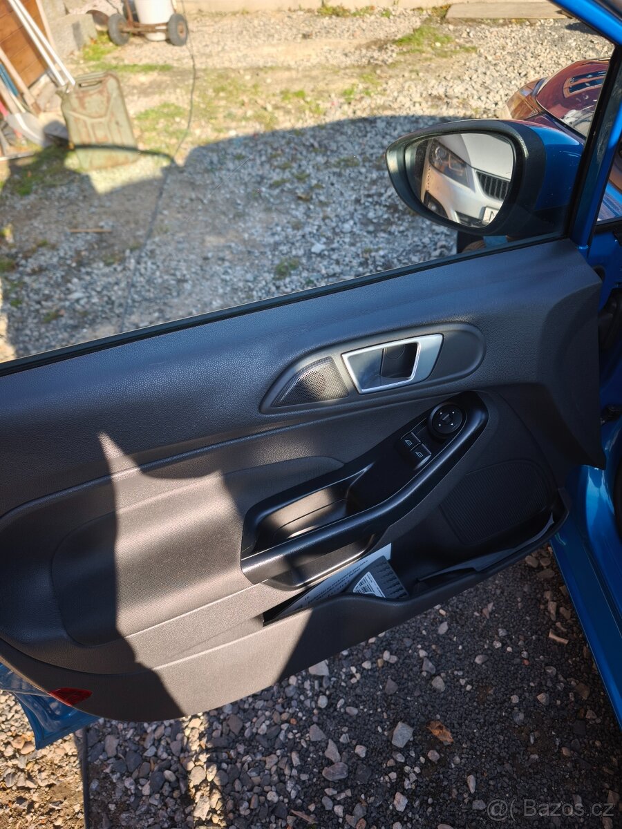 Ford Fiesta 2016 1.2 60Kw benzín původ ČR - 12