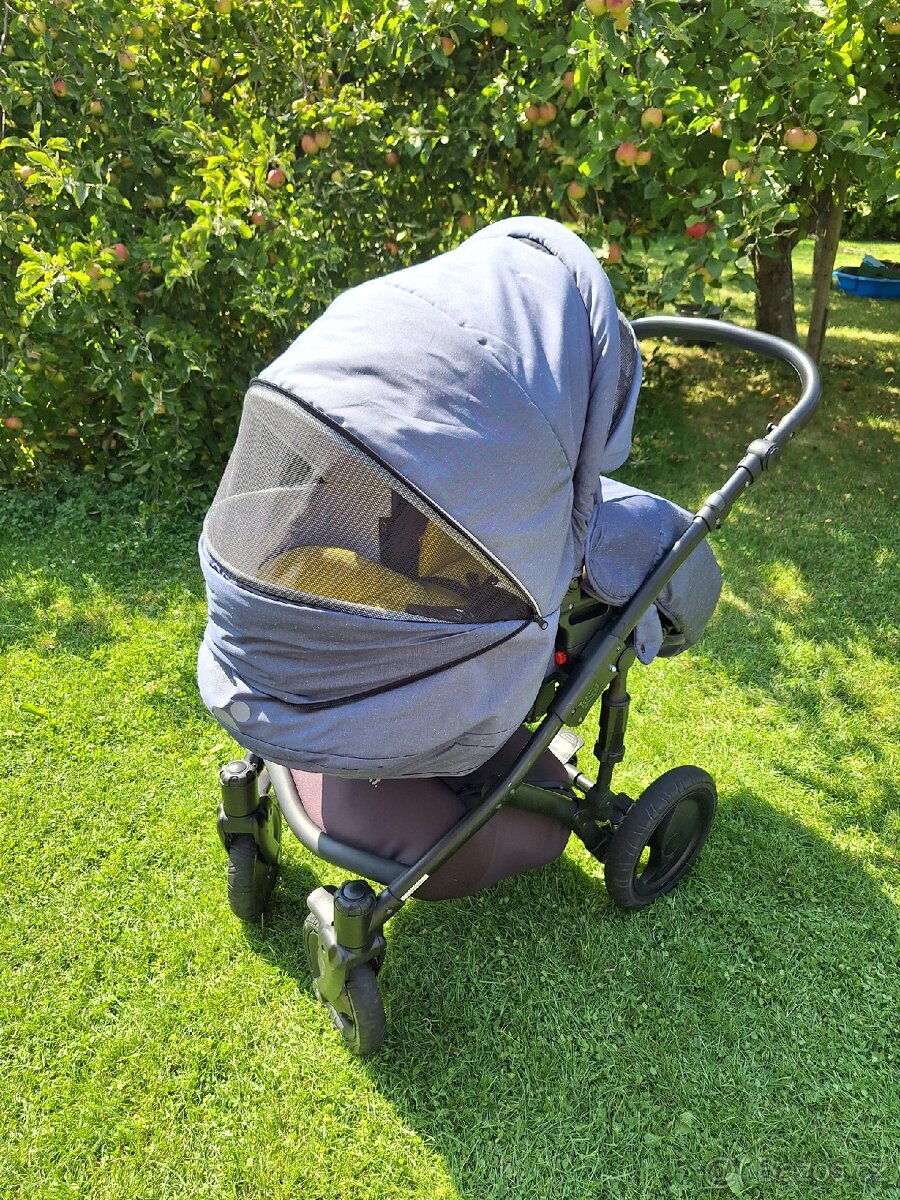 Trojkombinace kočárku Tutis Pia - 12