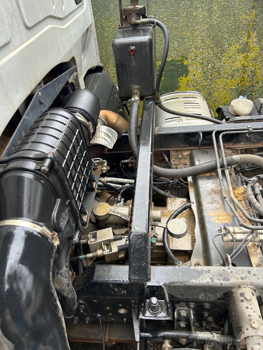 Iveco Eurocargo nosič kontejneru - 12