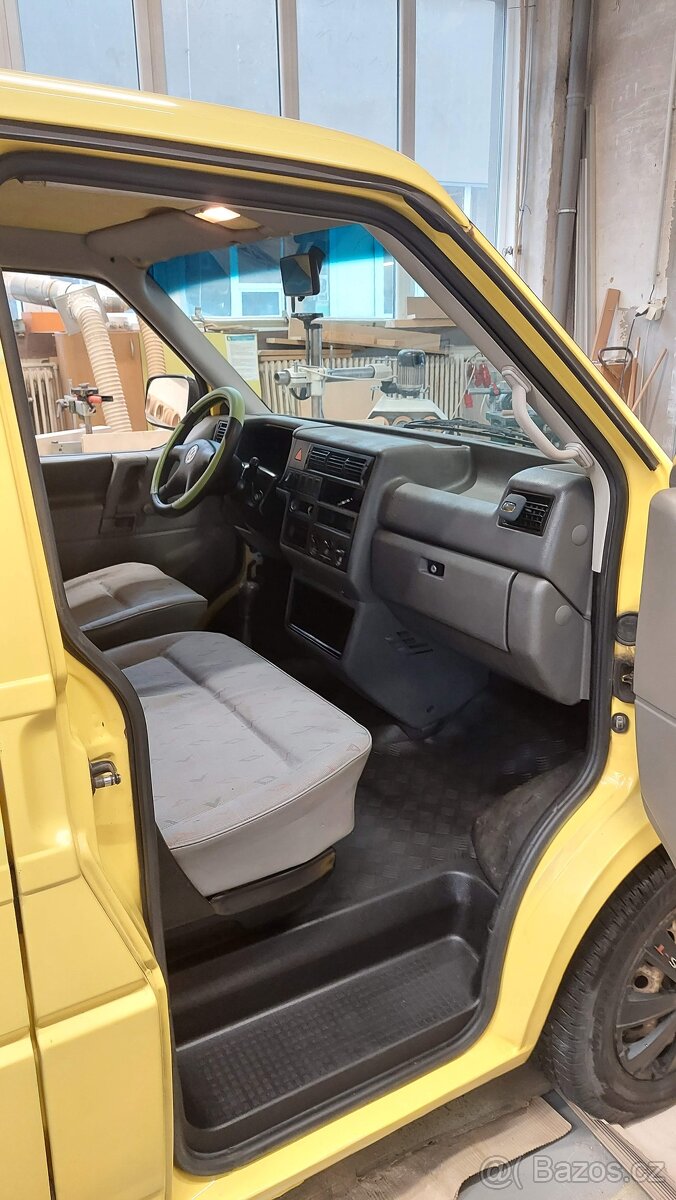 VW Transporter T4, 1,9TD, r.v. 2000 - 12