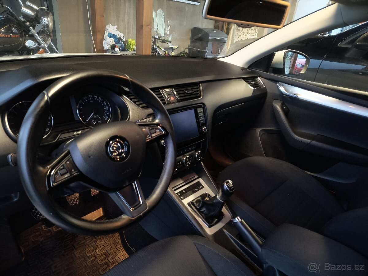 Škoda Octavia combi 2,0TDI - 12