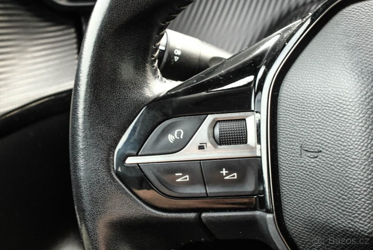 Peugeot 208 1.2 PureTech Active Pack - 12