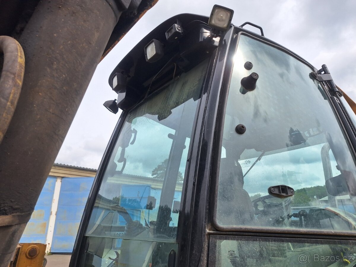 CATERPILLAR 432 E 4X4 - 12