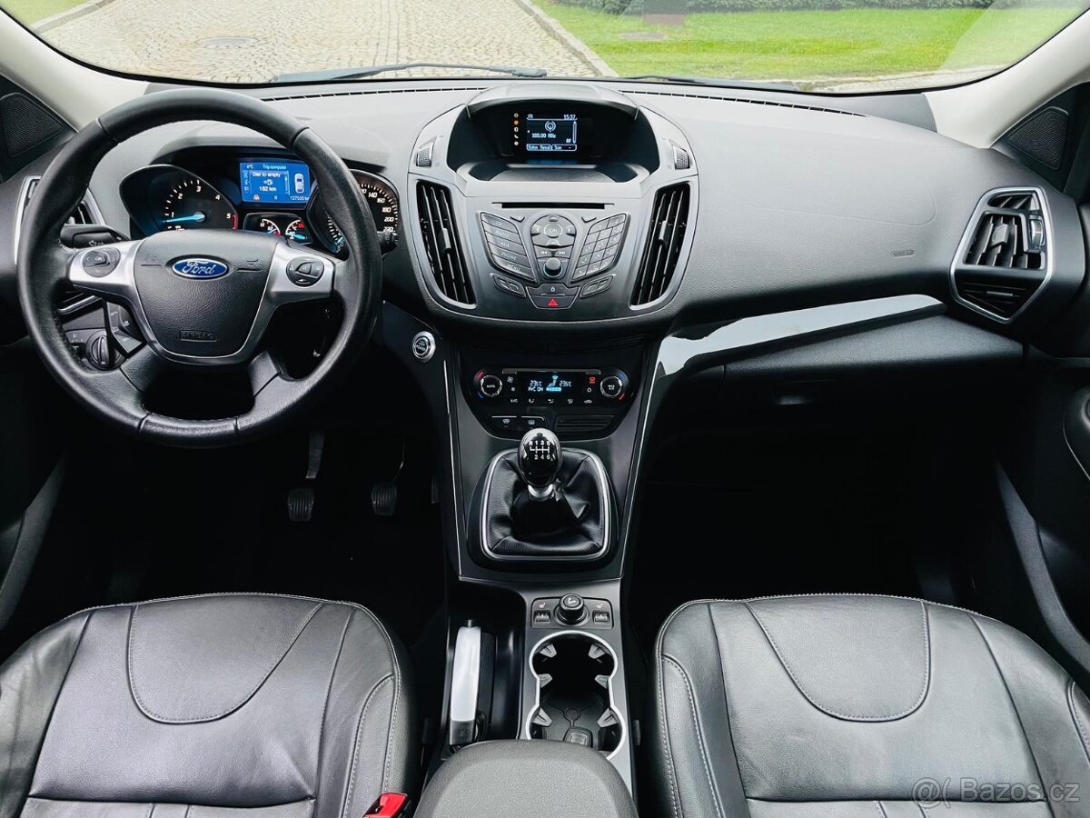 Ford Kuga 2.0TDCi 4x4 MANUÁL VÝHŘEV SERVISKA TITANIUM - 12