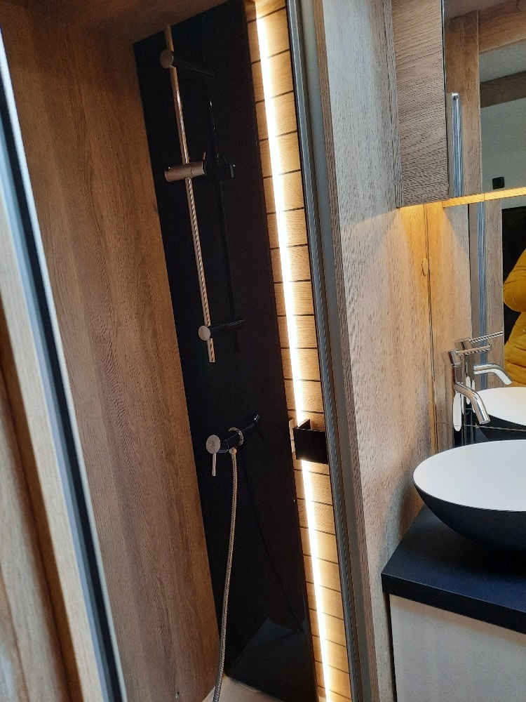 Obytný automobil MOBILVETTA KEA P67 - 4 místná - 12